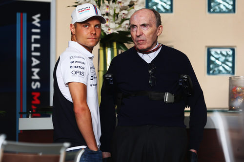 Valtteri Bottas, junto a Frank Williams