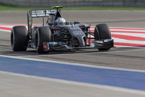 Giedo van der Garde rodando en Baréin