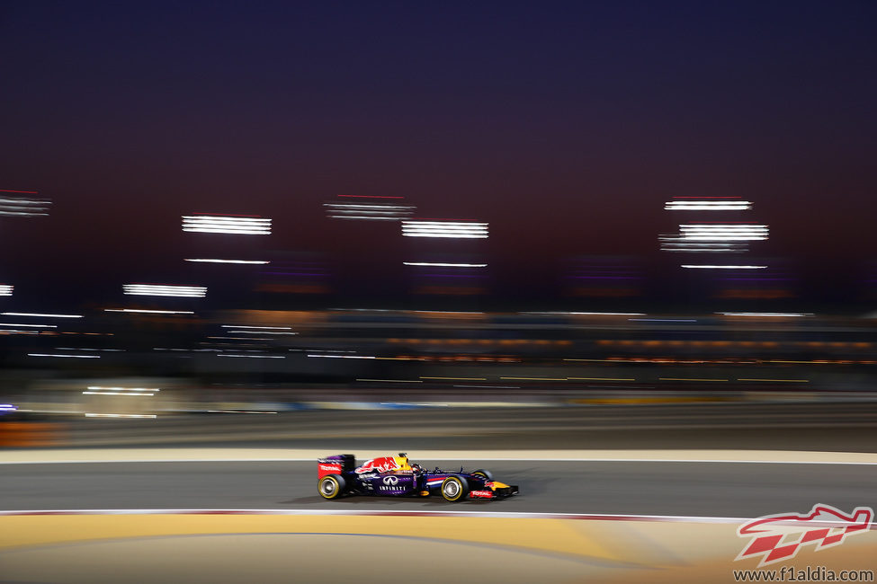Sebastian Vettel cae en la Q2 de Baréin