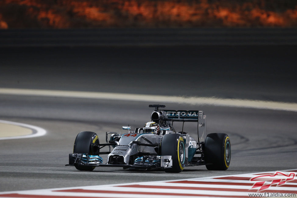Primera pole del año para Nico Rosberg