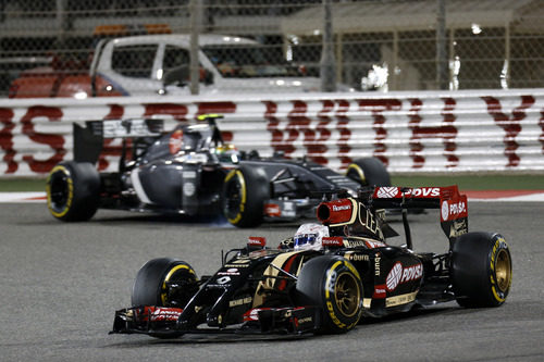 Romain Grosjean en la curva dedicada a Michael Schumacher