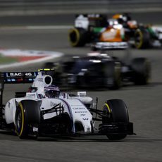 Valtteri Bottas perdió posiciones en carrera