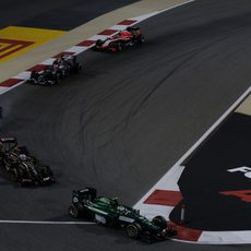 Marcus Ericsson luchando con Romain Grosjean