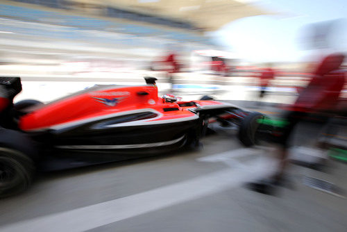Jules Bianchi regresa rápido a boxes