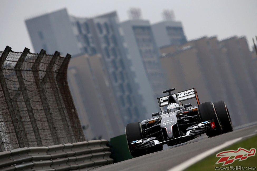 Van der Garde rodando en Shanghái