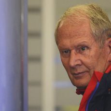 Helmut Marko, presente en el box de Red Bull