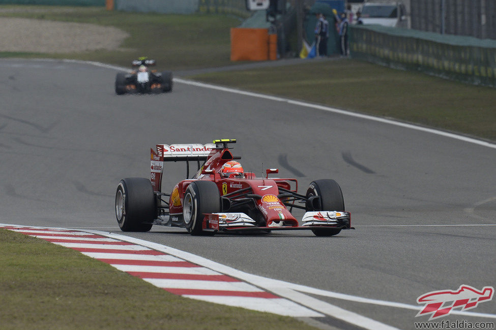 Kimi Räikkönen no tuvo ritmo en China