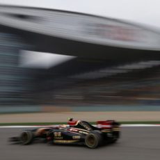 Pastor Maldonado exprime su E22