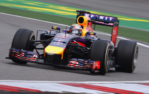 Sebastian Vettel sufre mucho con los neumáticos