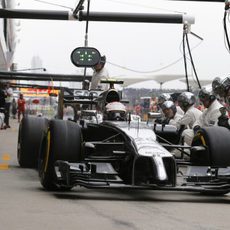 Kevin Magnussen regresa a la pista tras la parada en boxes