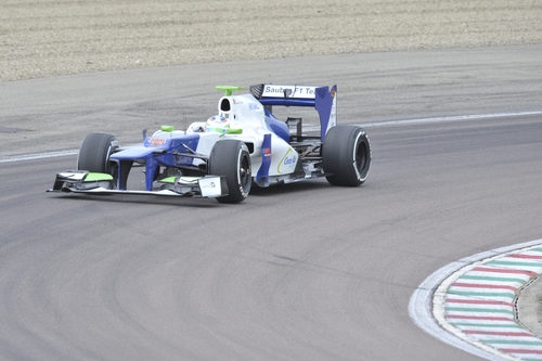 Primeros kilómetros en un F1 para SImona de Silvestro