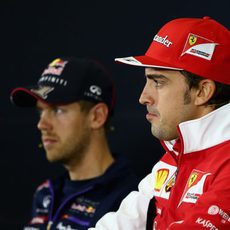 Fernando Alonso y Sebastian Vettel, en rueda de prensa