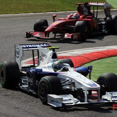 Heidfeld rasca 2 puntos