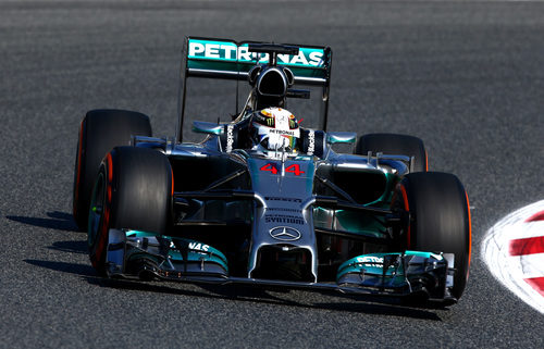 Lewis Hamilton, el más rápido en los Libres 1