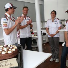 Celebración en Sauber por el aniversario de Monisha Kaltenborn