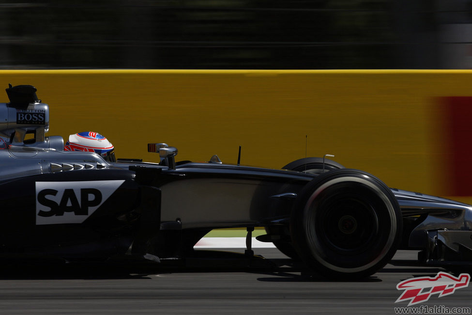 Jenson Button notó mejoría en el coche