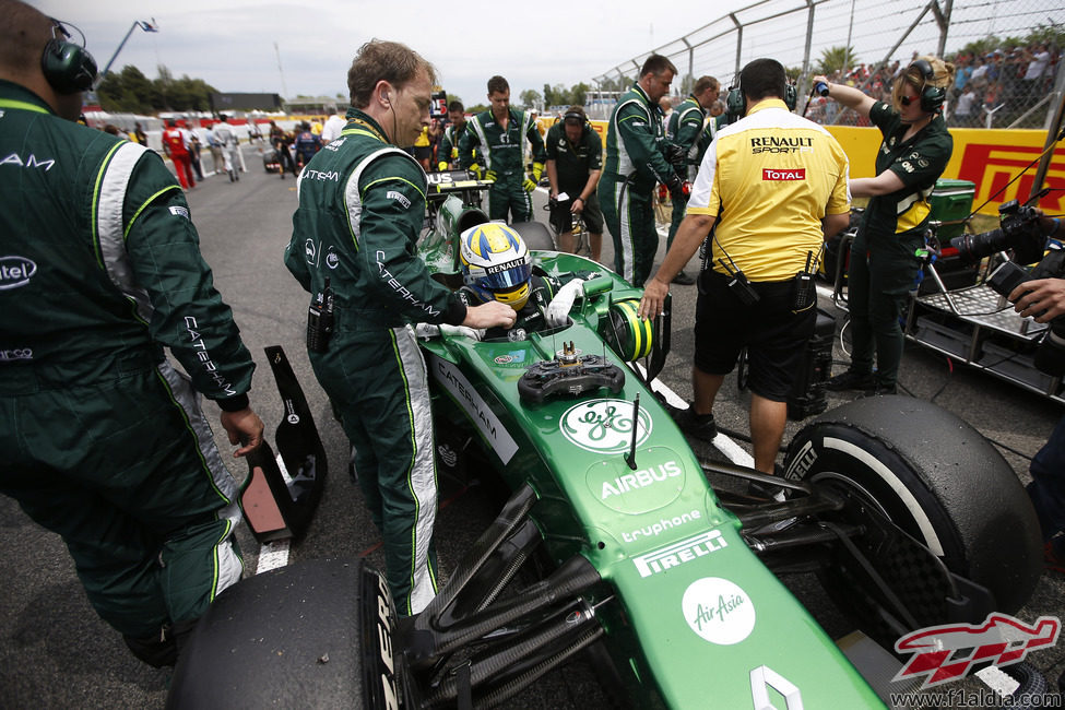 Marcus Ericsson en la parrilla de Montmeló