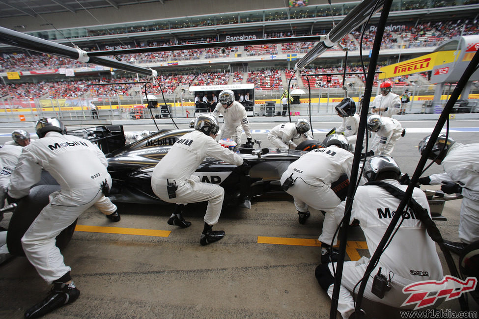 Jenson Button hace su parada