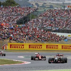 Romain Grosjean por delante de Raikkonen y Alonso