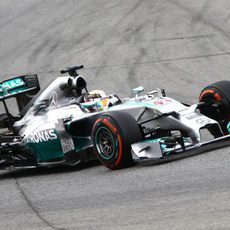 Lewis Hamilton puso el compuesto duro al final