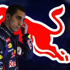 Sébastien Buemi, en el box de Red Bull