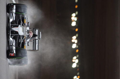 Adrian Sutil rueda sobre mojado en Mónaco