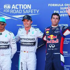 Pole para Rosberg, por delante de Hamilton y Ricciardo