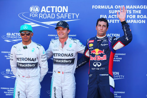 Pole para Rosberg, por delante de Hamilton y Ricciardo