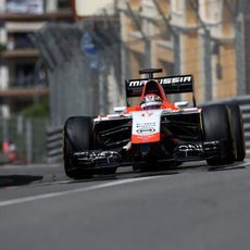 Jules Bianchi no pudo pasar a la Q2 a pesar de su ritmo