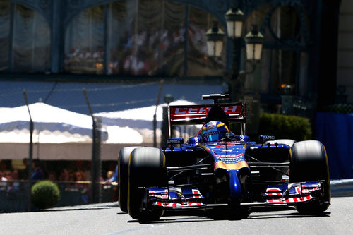 Jean-Eric Vergne rueda a los mandos del STR9