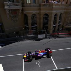 Daniel Ricciardo apretará a los Mercedes en la salida