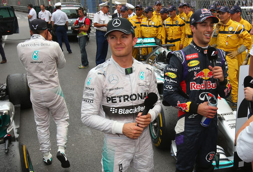 Nico Rosberg y Daniel Ricciardo, juntos tras la carrera