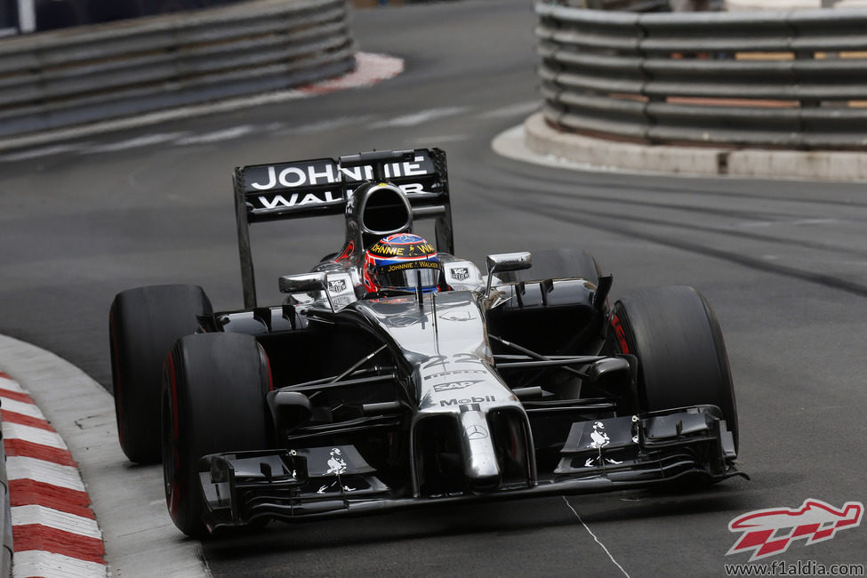 Jenson Button regresó a la zona de puntos
