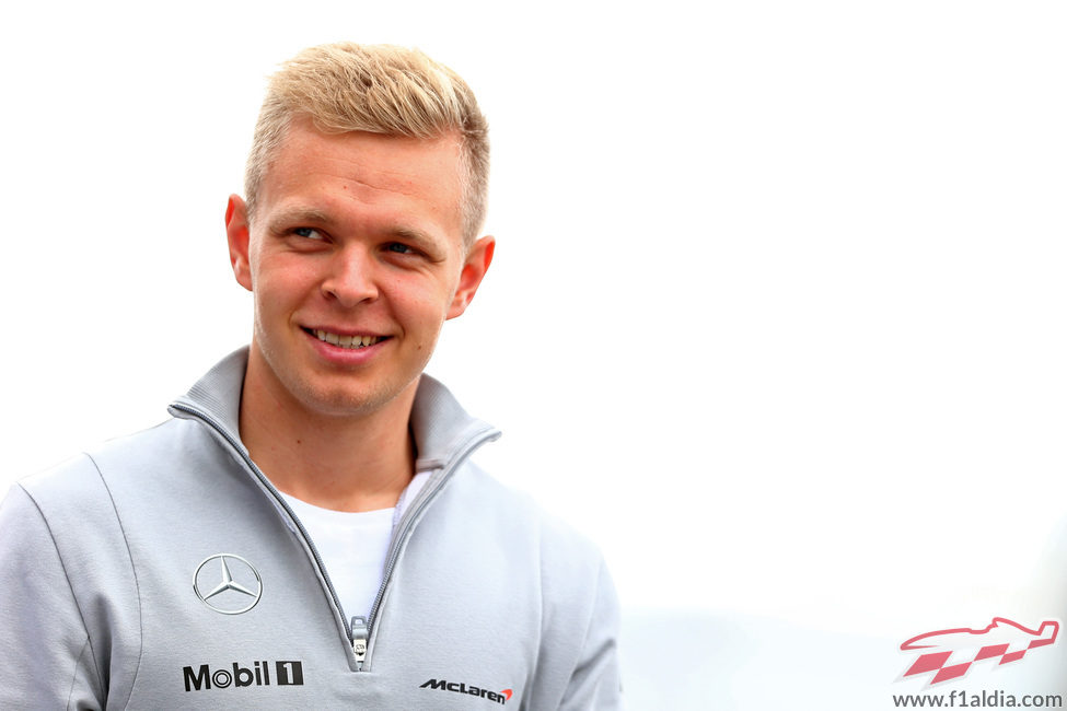 Un sonriente Kevin Magnussen llega a Montreal