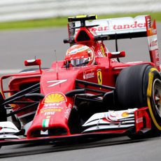 Kimi Räikkönen probó las mejoras en los Libres 2