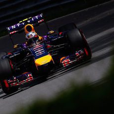 Daniel Ricciardo acabó la sesión positivo