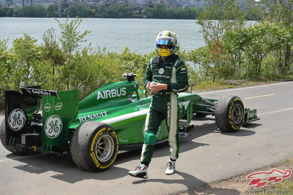 Marcus Ericsson se queda tirado en una escapatoria