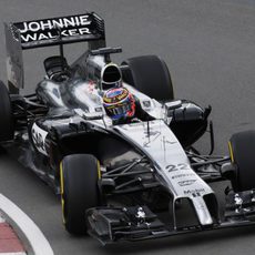 Curva a derechas para Jenson Button