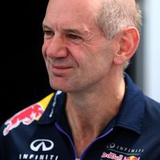 Adrian Newey renueva contrato con Red Bull