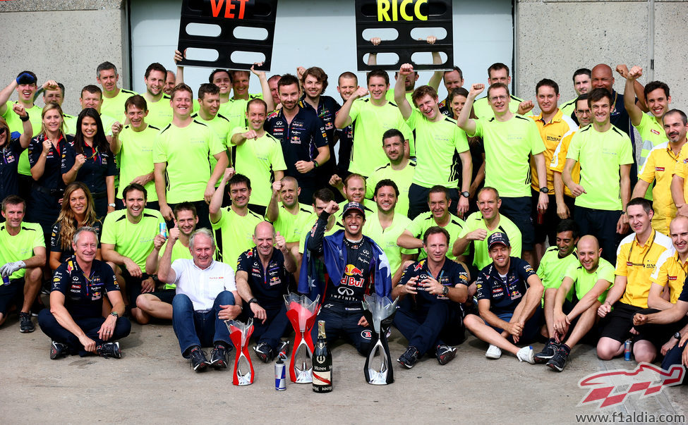 El equipo Red Bull celebra el doble podio en Canadá
