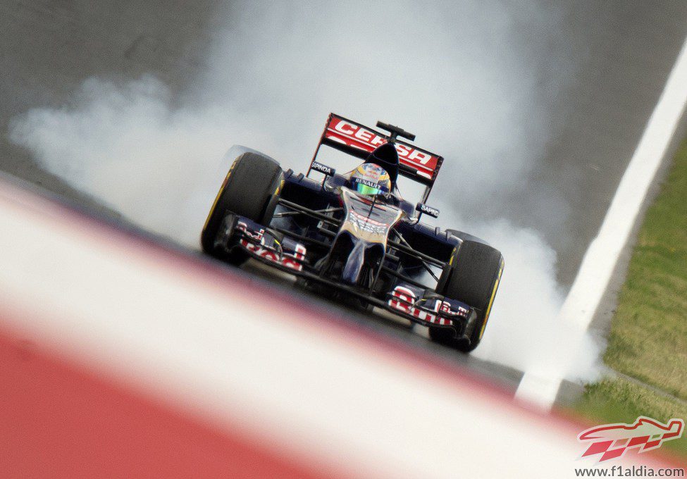 Jean-Eric Vergne se pasa de frenada en Austria