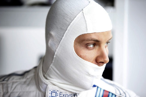 Valtteri Bottas con el sotocasco