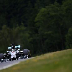 Lewis Hamilton se estrena en el Red Bull Ring