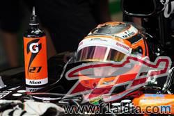 Nico Hülkenberg concentrado en su coche