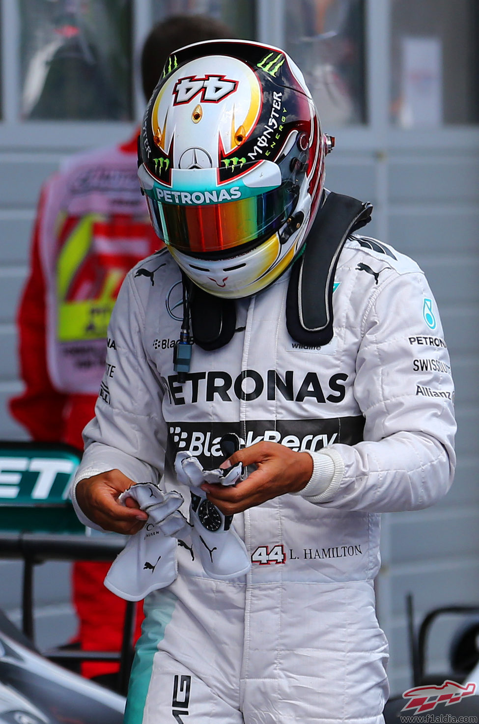 Lewis Hamilton cometió dos errores grandes