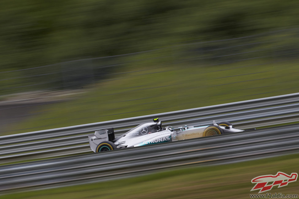 Nico Rosberg saldrá por detrás de los Williams