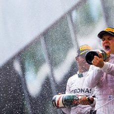 Valtteri Bottas celebra su tercer puesto en Austria