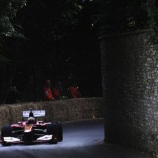 Pedro de la Rosa avanza con el Ferrari F60