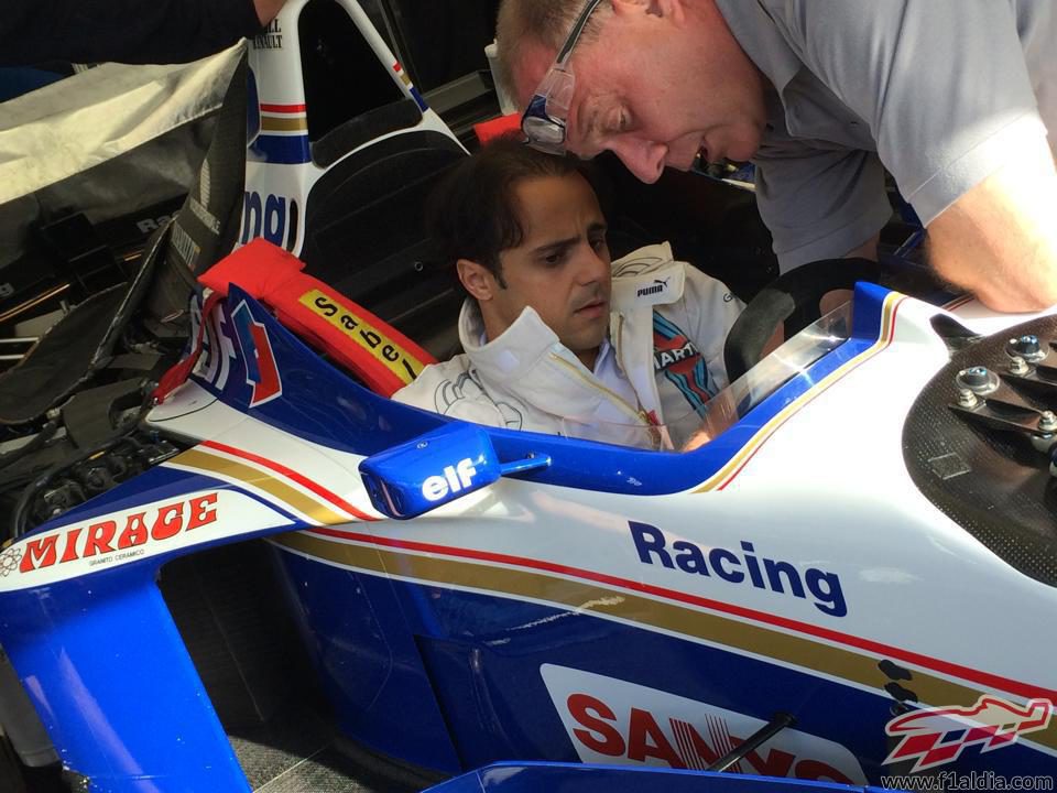 Felipe Massa se prepara para salir al ruedo