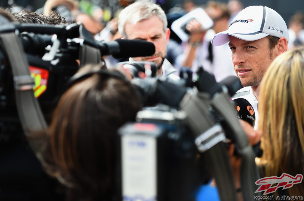 Jenson Button, uno de los héroes locales en Silverstone